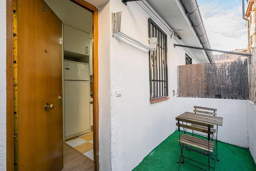 Bonito Estudio Con Terraza Madryt Zewnętrze zdjęcie