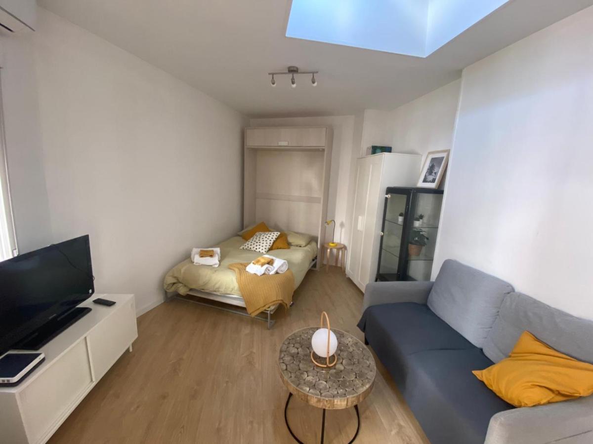 Bonito Estudio Con Terraza Madryt Zewnętrze zdjęcie